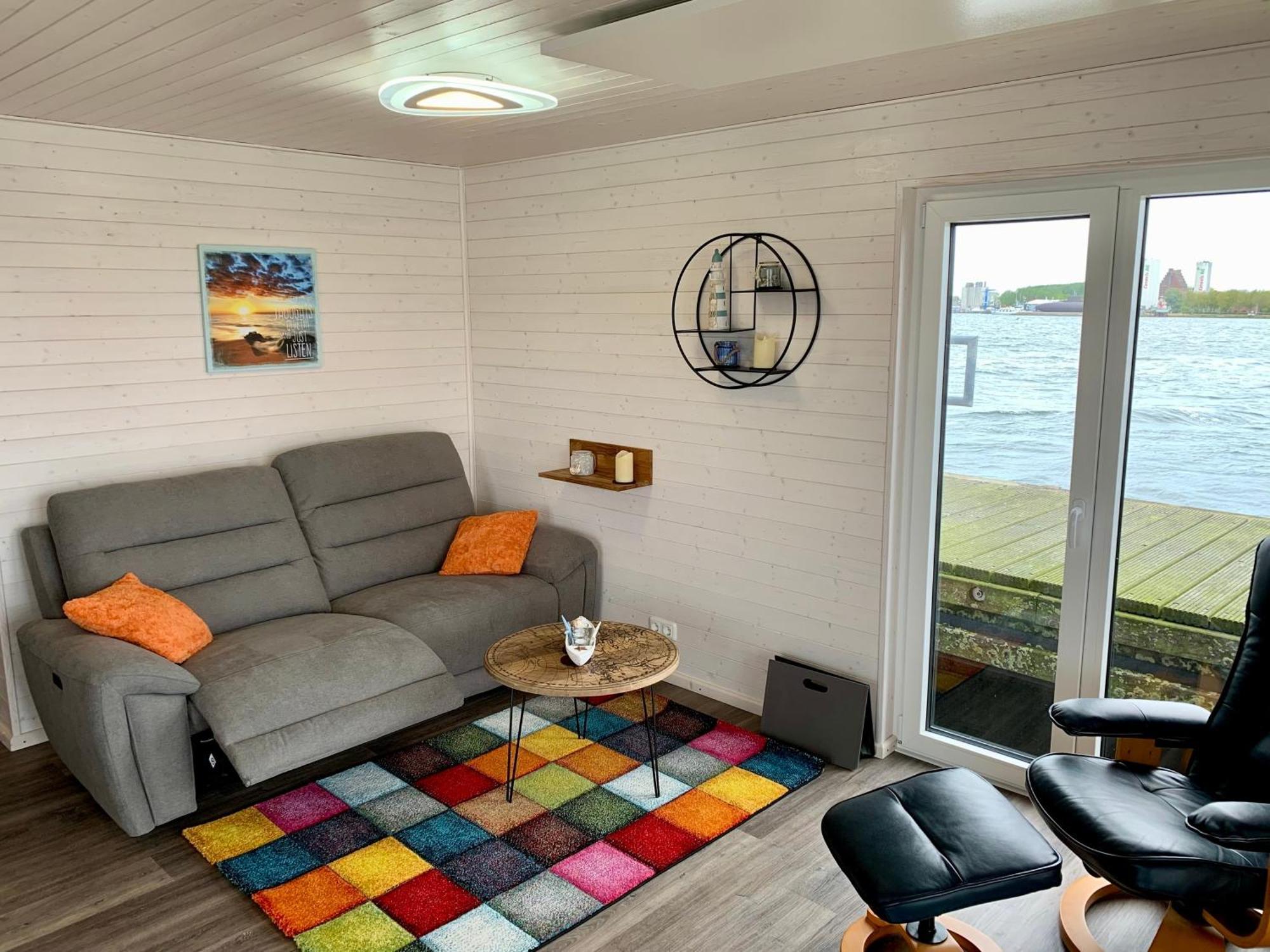 Hotel Hausboot Bali Fehmarn Esterno foto